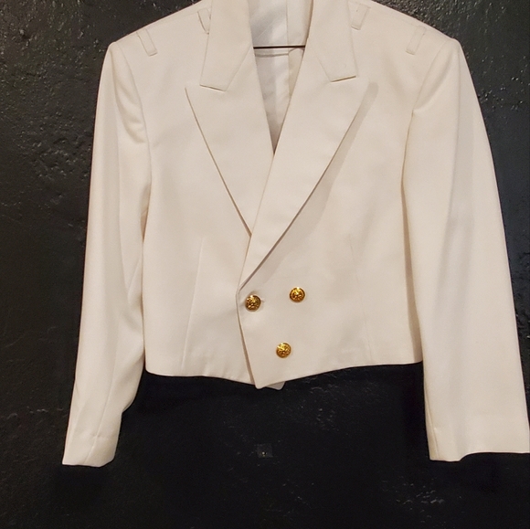 White waist length blazer - Picture 4 of 9
